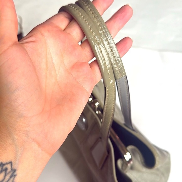 Coach Stitch Framed Kisslock Carryall Tote Bag in Olive / Gray Leather - Picture 6 of 13